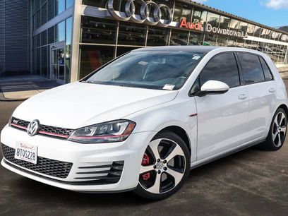 Used 2017 Volkswagen GTI SE