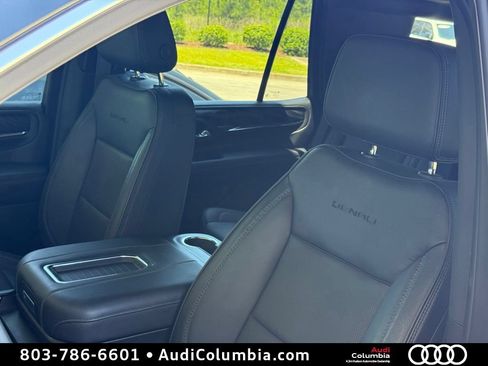 Used 2023 GMC Yukon Denali AWD/4WD image 20