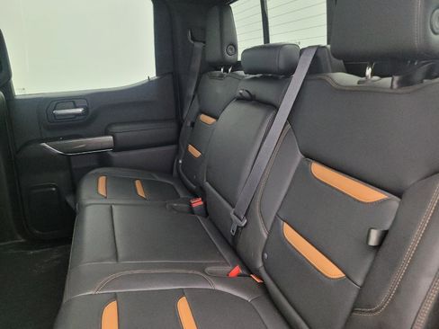 Used 2020 GMC Sierra 1500 AT4 w/ AT4 Premium Package AWD/4WD image 18