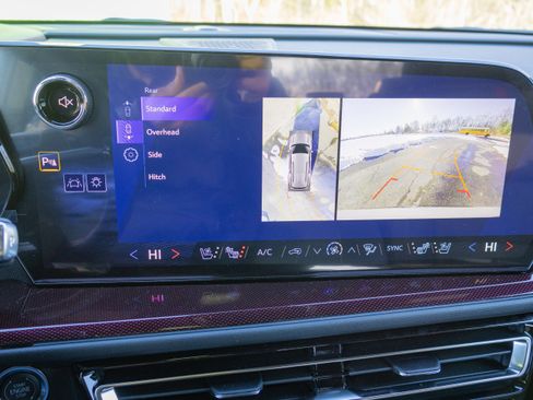 New 2026 Chevrolet Traverse RS image 17