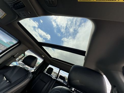 Used 2021 Ford F250 Lariat image 24