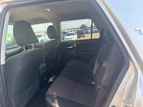 Used 2022 Toyota 4Runner TRD Off-Road AWD/4WD image 12