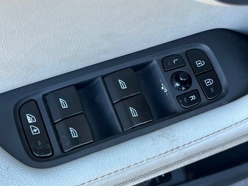Used 2023 Polestar Polestar 2 AWD/4WD image 13