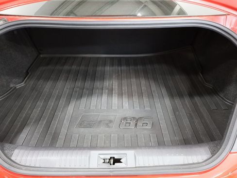 Used 2025 Toyota GR86 Premium w/ ALL Weather Mat Package (TMS) RWD image 25