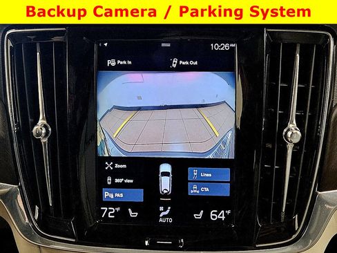 Used 2020 Volvo V90 T6 Cross Country image 21