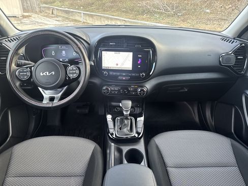Used 2024 Kia Soul S image 10