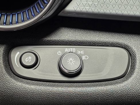 New 2026 Chevrolet Trax LT image 33