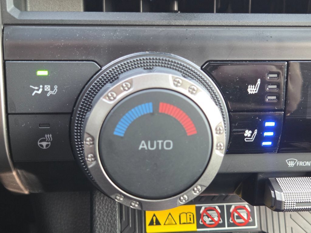 Used 2025 Toyota 4Runner TRD Off-Road Premium w/ Tow Technology Package AWD/4WD image 17