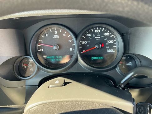 Used 2011 Chevrolet Silverado 1500 W/T image 19