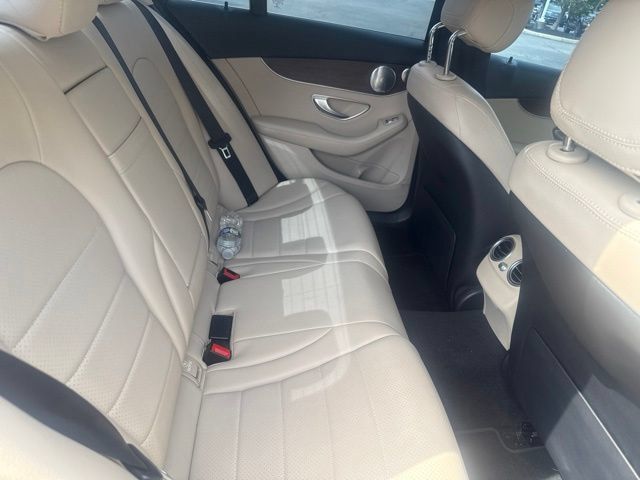 Used 2019 Mercedes-Benz C 300 Sedan image 12