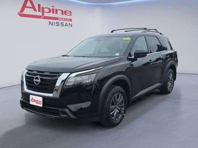 New 2025 Nissan Pathfinder SV