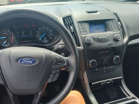 Used 2019 Ford Edge SE w/ SE Fleet Driver's Package AWD/4WD image 9