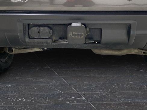 Used 2021 Jeep Grand Cherokee Limited w/ Trailer Tow Group IV image 35