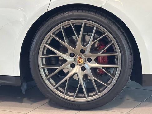 Used 2021 Porsche Panamera 4S AWD/4WD image 32