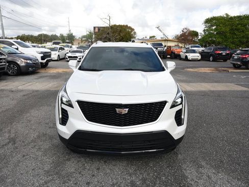Used 2022 Cadillac XT4 Sport w/ Enhanced Visibility Package FWD image 8