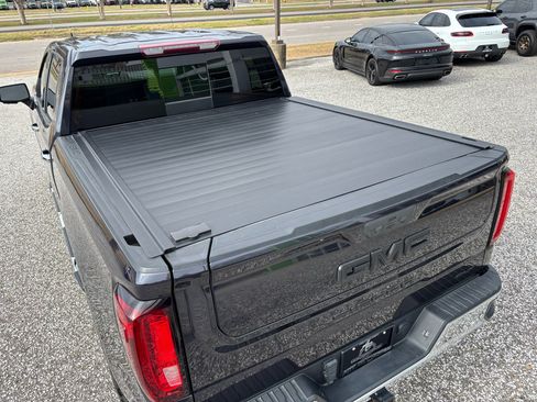 Used 2022 GMC Sierra 1500 SLT w/ SLT Premium Plus Package image 20