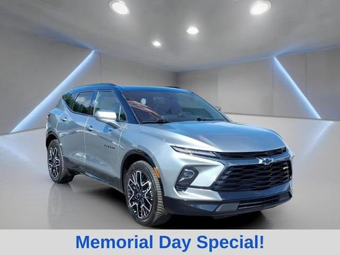Certified 2023 Chevrolet Blazer RS w/ Driver Confidence II Package AWD/4WD image 1