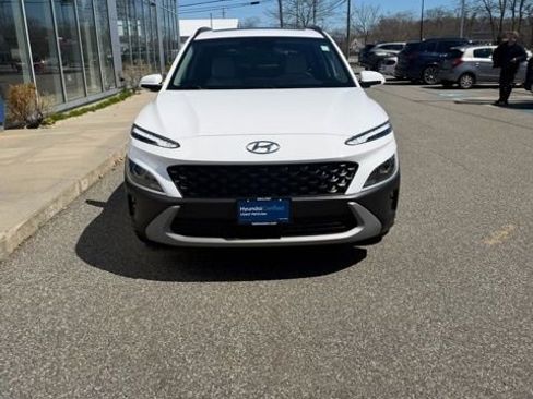 Certified 2023 Hyundai Kona SEL w/ Convenience Package image 3