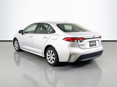 Used 2024 Toyota Corolla LE image 5