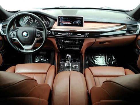 Used 2017 BMW X5 xDrive40e image 3