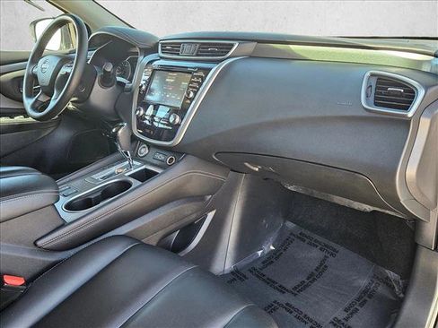 Used 2020 Nissan Murano SV w/ Premium Package FWD image 24