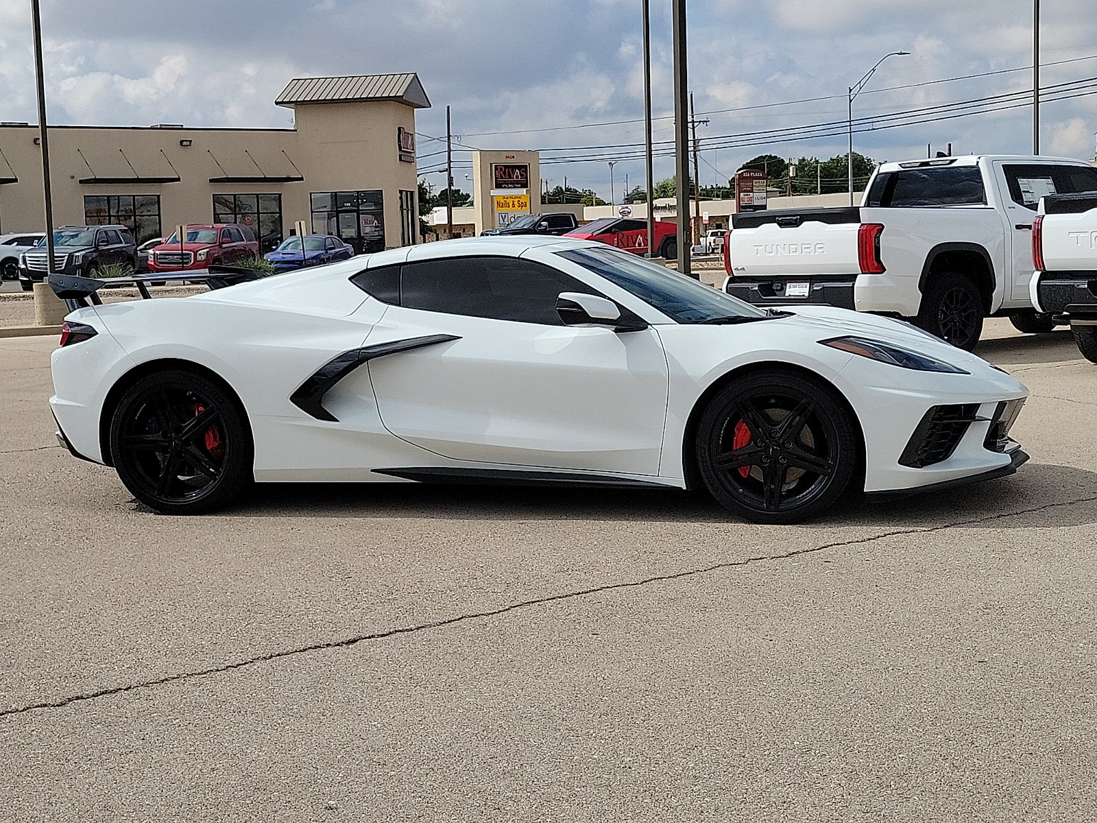 Used 2026 Chevrolet Corvette Stingray Coupe w/ Battery Protection Package RWD image 5