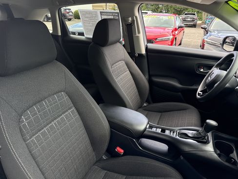 Used 2026 Honda HR-V LX image 6