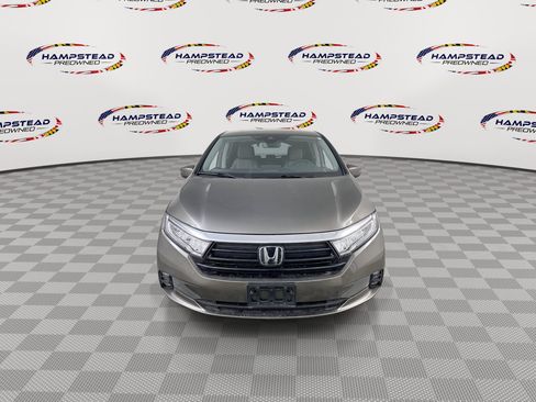 Used 2023 Honda Odyssey EX-L image 3