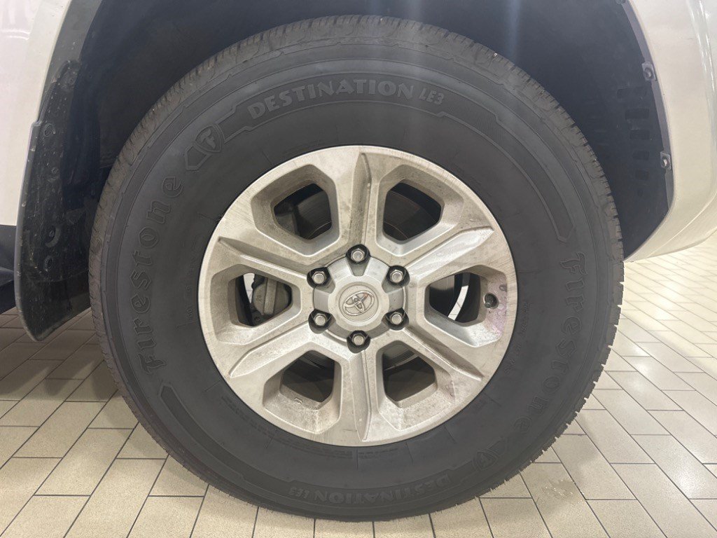 Used 2023 Toyota 4Runner SR5 Premium AWD/4WD image 5