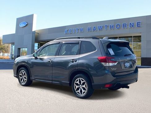Used 2020 Subaru Forester Premium w/ Popular Package #1 AWD/4WD image 4