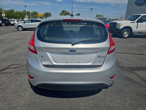Used 2013 Ford Fiesta SE image 7