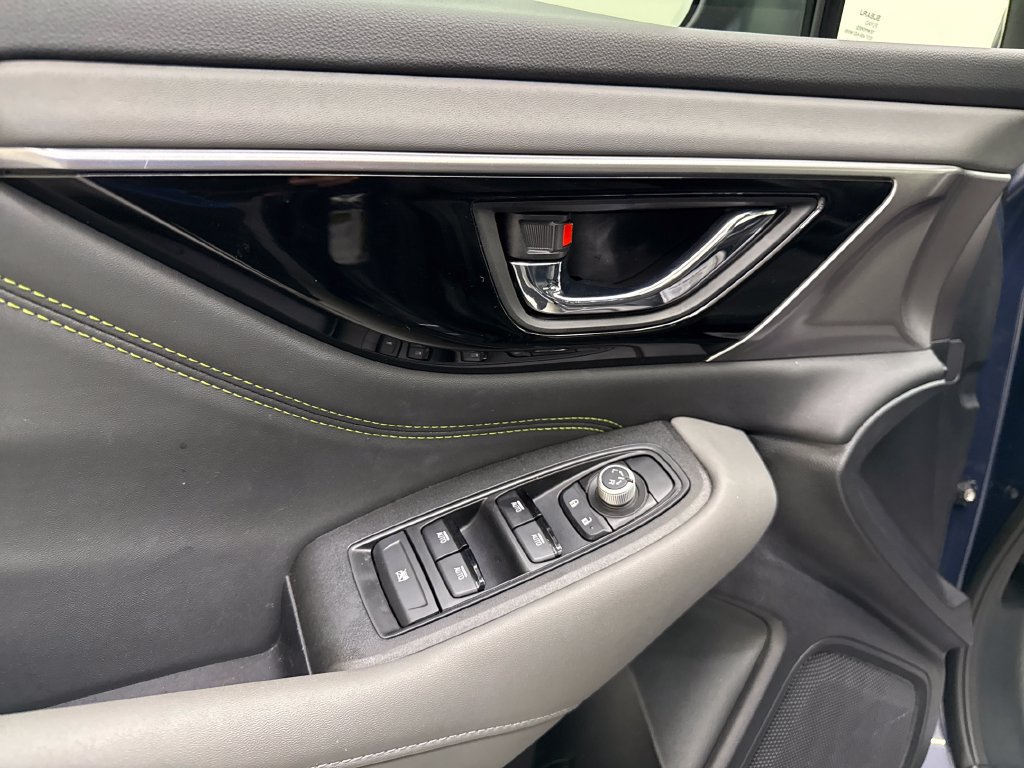 Certified 2024 Subaru Outback Onyx Edition XT AWD/4WD image 13