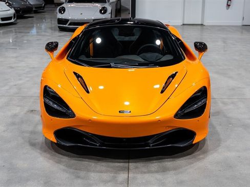 Used 2019 McLaren 720S Performance RWD image 9