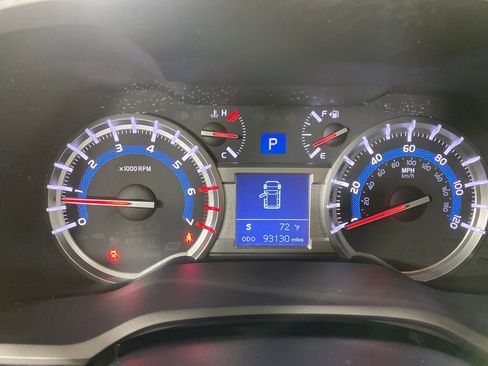 Used 2017 Toyota 4Runner SR5 Premium image 19