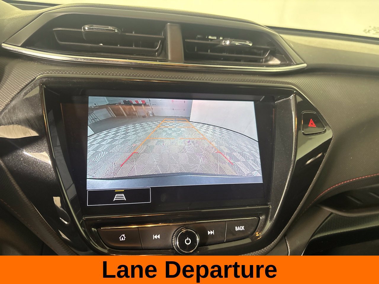 Used 2023 Chevrolet TrailBlazer RS w/ Sun and Liftgate Package FWD image 19