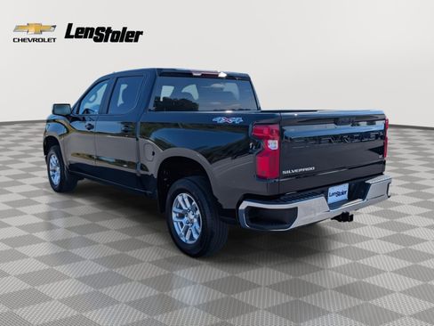 Used 2023 Chevrolet Silverado 1500 LT image 3