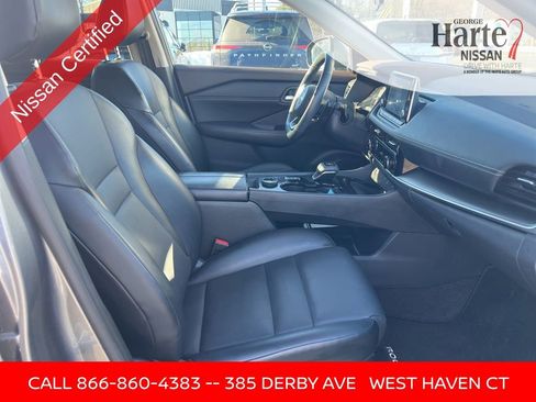 Certified 2022 Nissan Rogue SV w/ SV Premium Package image 42