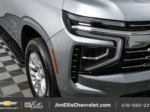 Certified 2025 Chevrolet Tahoe LT RWD image 37