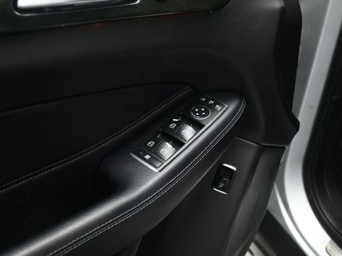 Used 2019 Mercedes-Benz GLE 400 4MATIC image 9