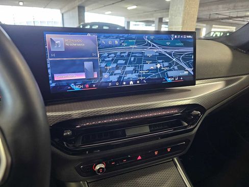 Used 2025 BMW 330i xDrive Sedan w/ M Sport Package image 13