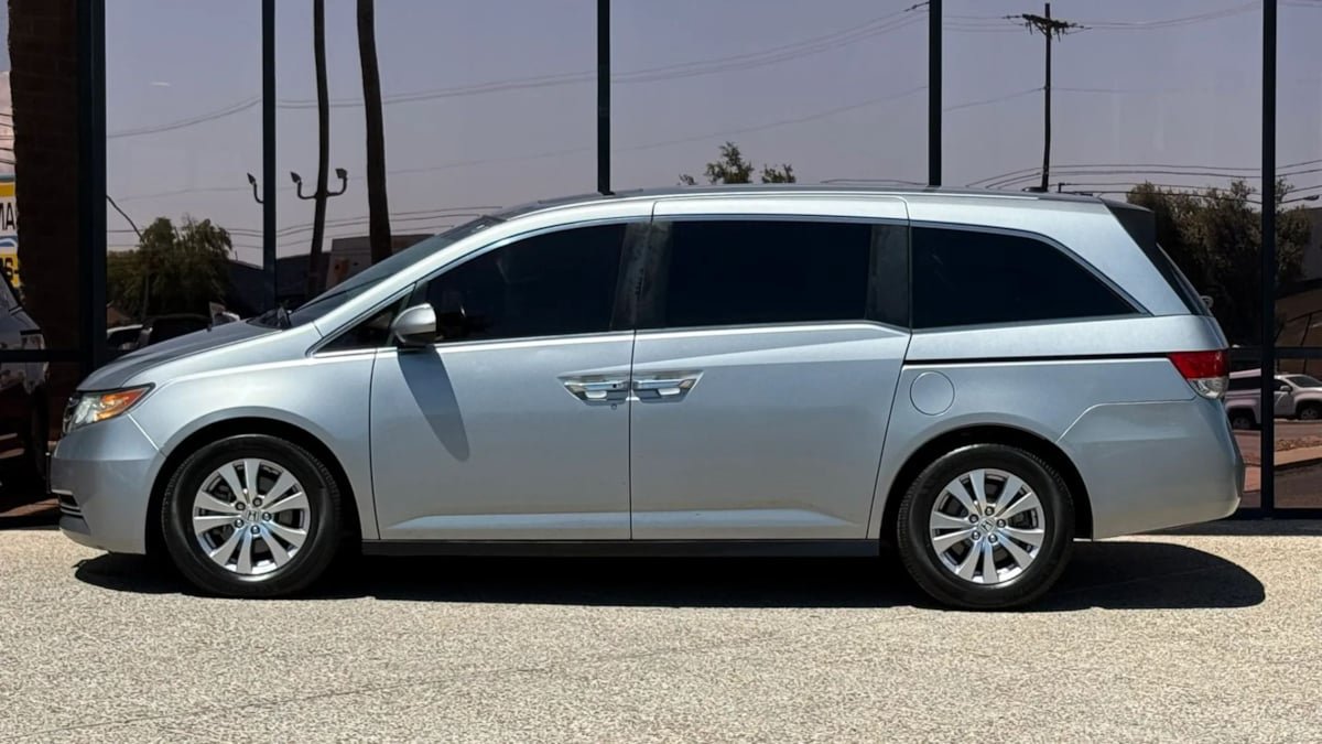 Used 2016 Honda Odyssey EX-L image 4