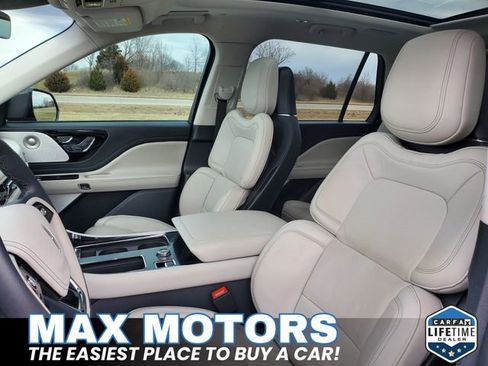 Used 2025 Lincoln Aviator Reserve w/ Luxury Package image 19