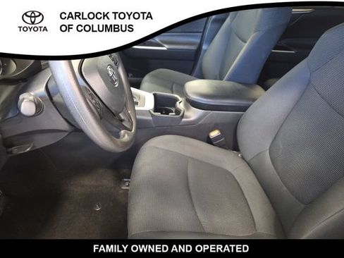 Used 2024 Toyota RAV4 LE FWD image 13