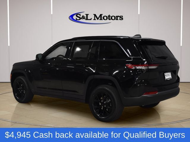 New 2026 Jeep Grand Cherokee Altitude AWD/4WD image 7