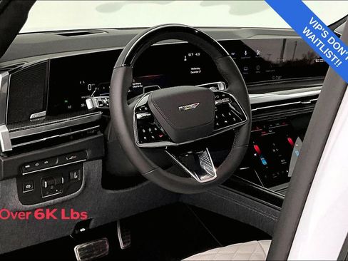 Used 2026 Cadillac Escalade V image 17