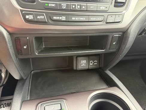 Used 2022 Honda Pilot Sport image 38