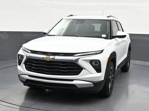 Used 2026 Chevrolet TrailBlazer LT FWD image 8