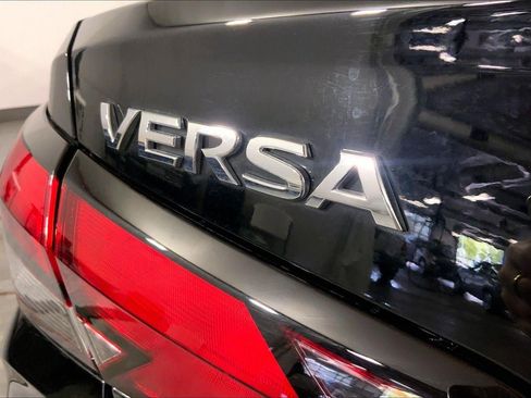 Used 2025 Nissan Versa SV FWD image 30