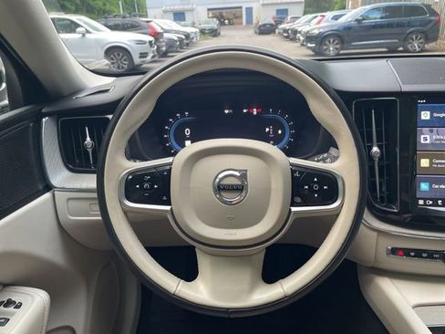 Used 2023 Volvo XC60 B5 Plus w/ Climate Package AWD/4WD image 19