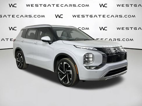 Used 2024 Mitsubishi Outlander SEL image 43